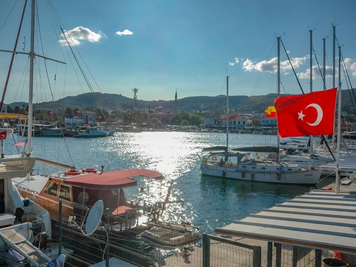 Bağ Bozumunda  URLA VE SAKIZ ADASI - 9